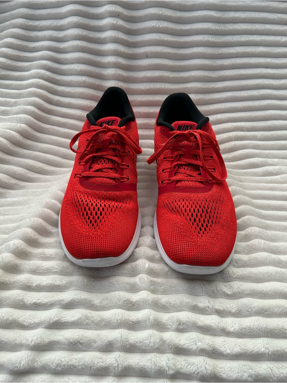 Nike Red Mesh Men's Athletic Sneakers with Black Collar and White Sole